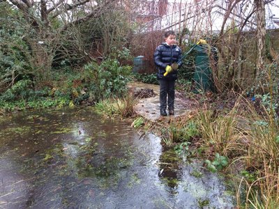 Image of Eco committee pond clearance